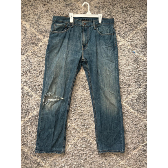 Levi - Picture 1 of 3